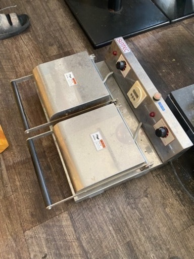 最終お値引き！！閉店に伴い出品　ワッフルメーカー
