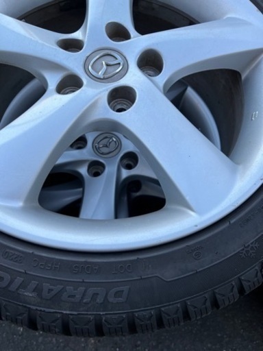 スタッドレス⁉️215ー45R 17❗️