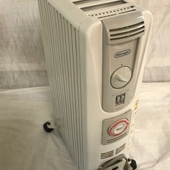 DeLonghi(デロンギ) オイルヒーター　①