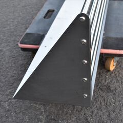 【ジモ取引終了7/10】≪yt1030ジ≫ ステンレス棚 パイプ棚 幅120cm W1200 壁掛け棚 厨房機器/網棚/天吊り/店舗/設備/ガレージ/DIY 現状品 51113-09の画像