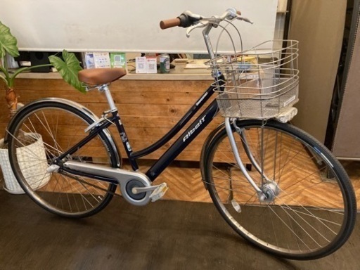 年末セール！防犯登録料　無料！【ブリヂストン　アルベルト！一発2錠の鍵・後輪タイヤ・後輪チューブ新品！】内装3段　27インチ自転車　ネイビーブラック