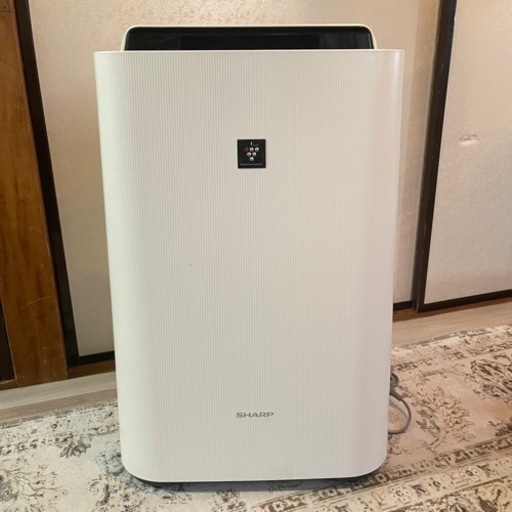 空気清浄機　シャープ　プラズマクラスター　KC-L50-W