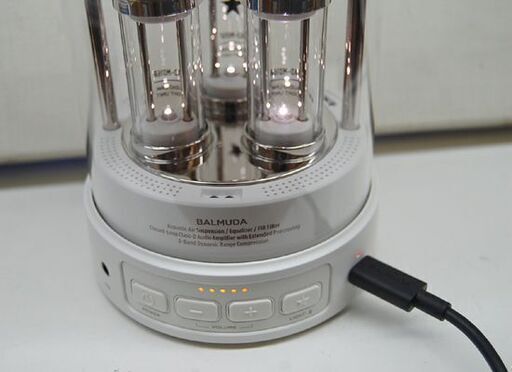 数回のみ使用 BALMUDA ワイヤレススピーカー M01A-WH ホワイト Bluetooth 動作確認済み 元箱・説明書・電源コード付き バルミューダ 札幌市 清田区 平岡
