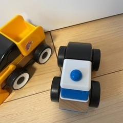 木製組み立て自由　ミニカー　3個の画像