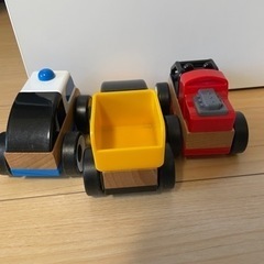 木製組み立て自由　ミニカー　3個の画像