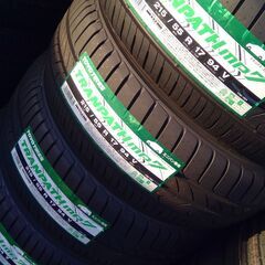 新品タイヤ　215/55R17　4本