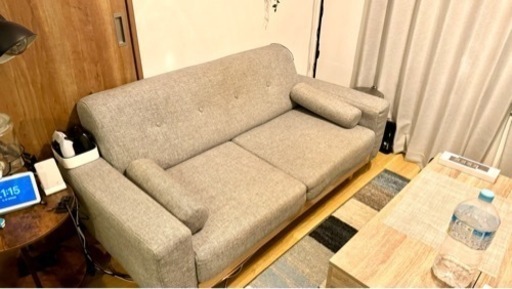 Lowya 2人掛けソファー　状態良好