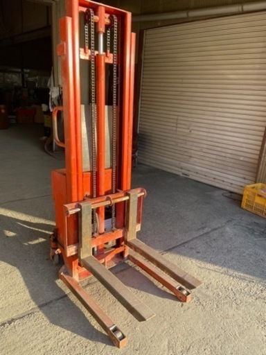 バッテリーリフト 手押し式