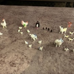 ガラス細工のミニチュア集めています。