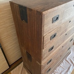 受け渡し予定者決まりました。レトロな古い和箪笥その2  引き取り限定の画像