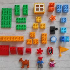 【お譲り先決まりました】レゴ　デュプロ　 ミッキー＆フレンズのバケツ　★追加ブロックと人形のおまけ付きの画像