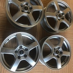 トップラン ホイル スタッドレスタイヤもあります。