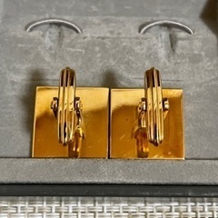 [未使用保管美品]ダンヒル dunhill カフスボタン/ボックスデザイン/ゴールド/シルバー/アクセサリーの画像
