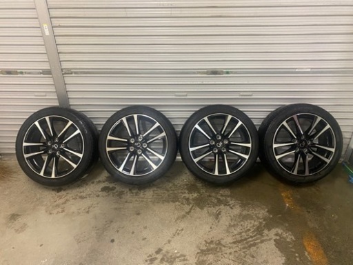 プリウスα g’s 純正タイヤホイール