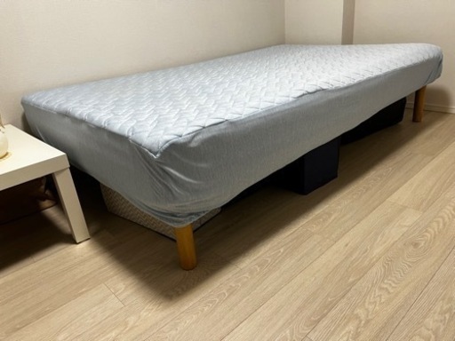 脚付きマットレス セミダブル スプリングコイル ニトリ製