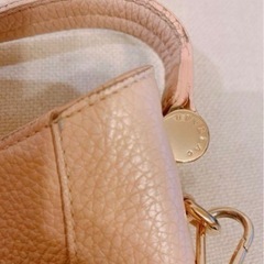 フルラFURLA ハンドバッグ　チャーム付きの画像