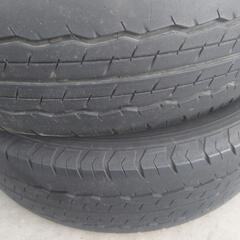 ハイエースタイヤ中古　4本　195/80-15の画像