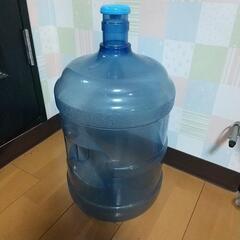 ウォーターサーバー用水タンク