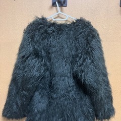 ジュエティー　フェイクファージャケットの画像