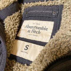 【最終値下げ】アバクロ  Abercrombie & Fitch  パーカー  メンズ 裏ボアの画像
