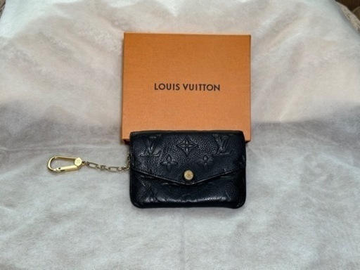 LOUIS VUITTON ケース