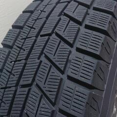 215/65R16(ヨコハマ)2021年製造、4本、ホイールつき