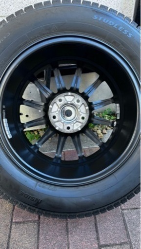 ブリザックVRX3 205/60R16