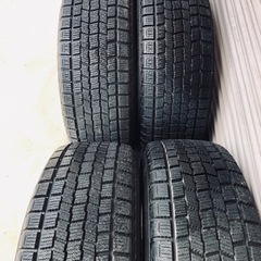 冬タイヤ 215/60R16の画像