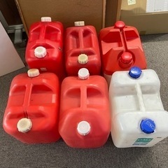 ポリタンク 個数限定 200円均一 → 100円均一　値下げ!!