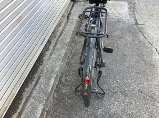251 ヤマハ新機種電動アシスト自転車pasAmi26インチ　カーキアルミボディー