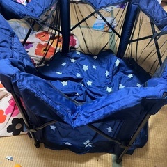 折りたたみベビーフェンス　ベビーゲート