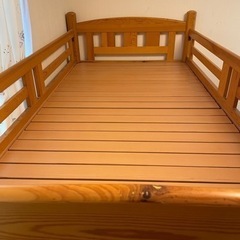 木造2段ベッドの画像