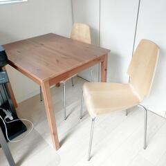 IKEA　テーブル、椅子2脚セットの画像