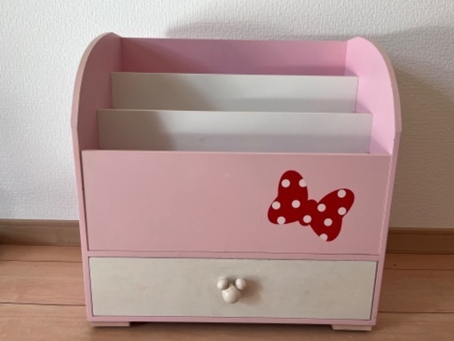 【商談中】ディズニー　ミニーちゃんの絵本シェルフ