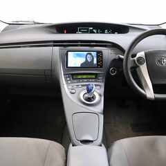 【燃費のいいお車！】誰でもローンで車が買えます！！独自の基準で審査するので過去の履歴は一切関係ありません！自己破産、任意整理、滞納などの履歴があっても大丈夫です！！！の画像