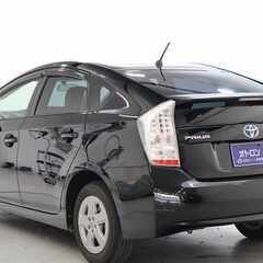 【燃費のいいお車！】誰でもローンで車が買えます！！独自の基準で審査するので過去の履歴は一切関係ありません！自己破産、任意整理、滞納などの履歴があっても大丈夫です！！！の画像