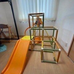 アンパンマン　ジャングルジム　すべり台　ブランコ　鉄棒の画像
