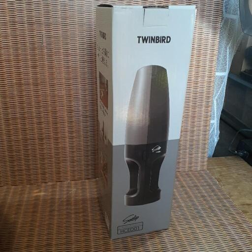 お取引先決定【未使用新品】TWINBIRD コードレスハンディークリーナー HCED01