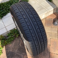 車タイヤ　ホイール付き