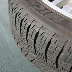 スタッドレス 185/60R14 アルミ付き PCD100 4穴の画像