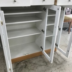 取引場所　南観音　K 2312-296 キッチンキャビネット　汚れ　キズありの画像