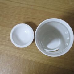 MUJIの磁器アロマポットの画像