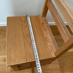 木製子供用いす　2脚の画像