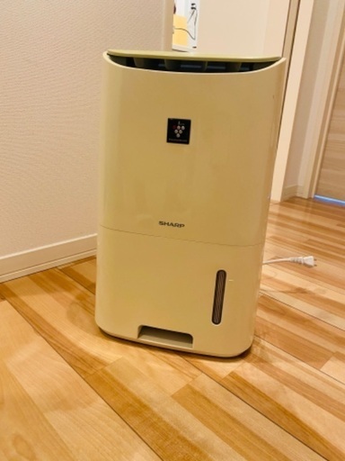 SHARP シャープ衣類乾燥除湿機　CV-H71 プラズマクラスター