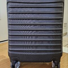 スーツケース　黒の画像