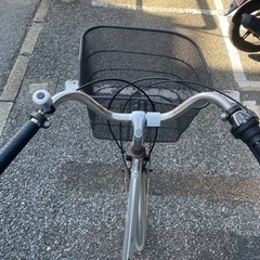 自転車　大人用　6段ギア付き　オートライトの画像