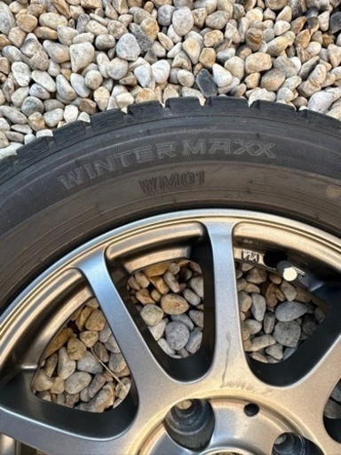 スタッドレス　ホイール付き　155/65R13