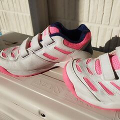 テニスシューズ プリンス 21〜21.5cm ピンク 使用頻度少の画像