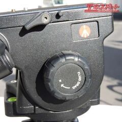 最大高214cmまで伸長できるカーボン4段三脚　Velbon Neo Carmagne840、マンフロット雲台 三脚バッグ付 　エキスパート藤沢辻堂店の画像