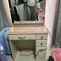 ドレッサー（化粧台）